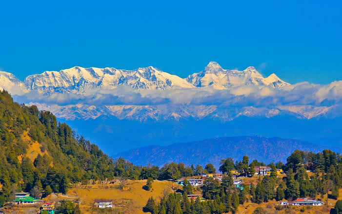 Places to Visit in Uttarakhand: Top Tourist Destinations for Every Traveler